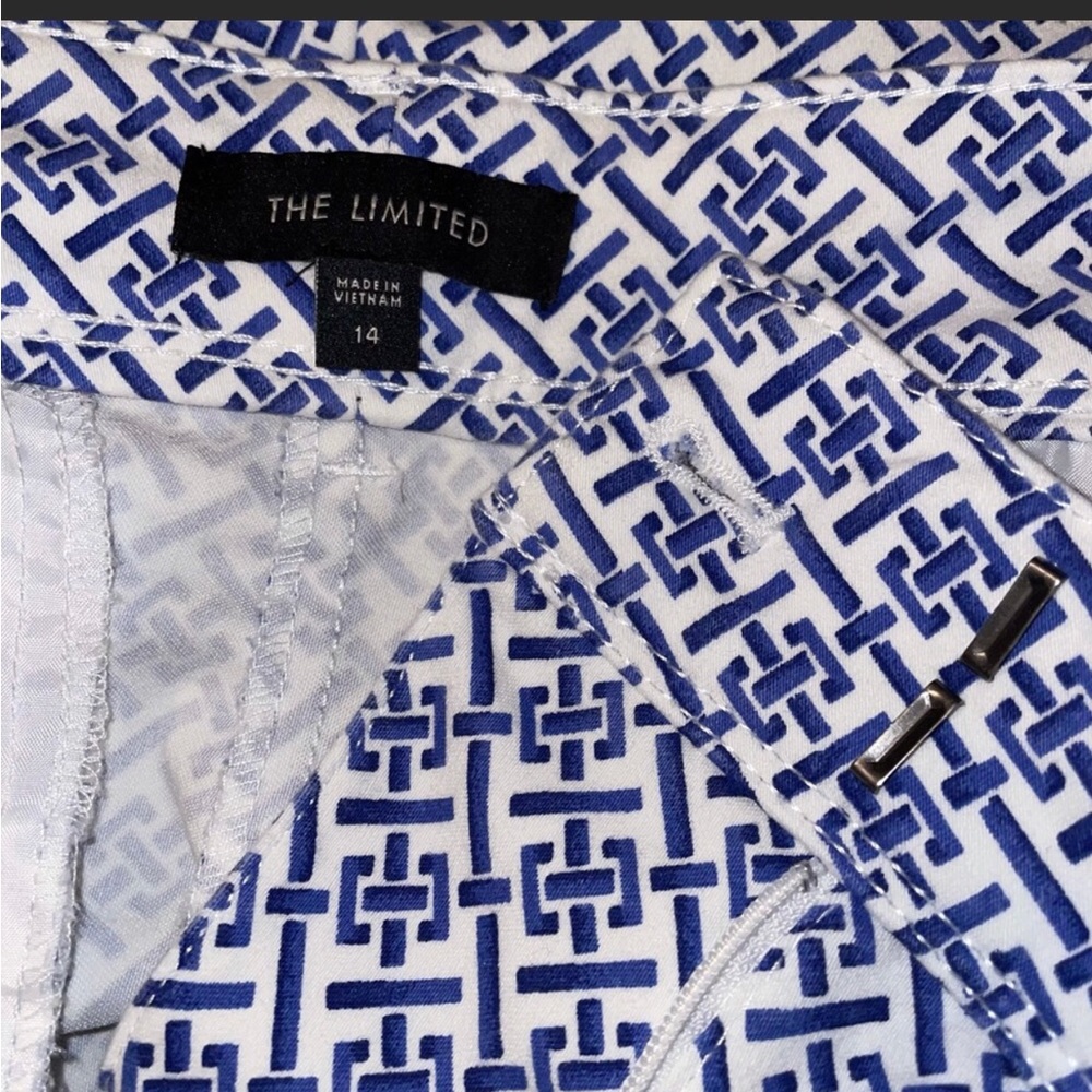 The Limited Women’s Shorts.